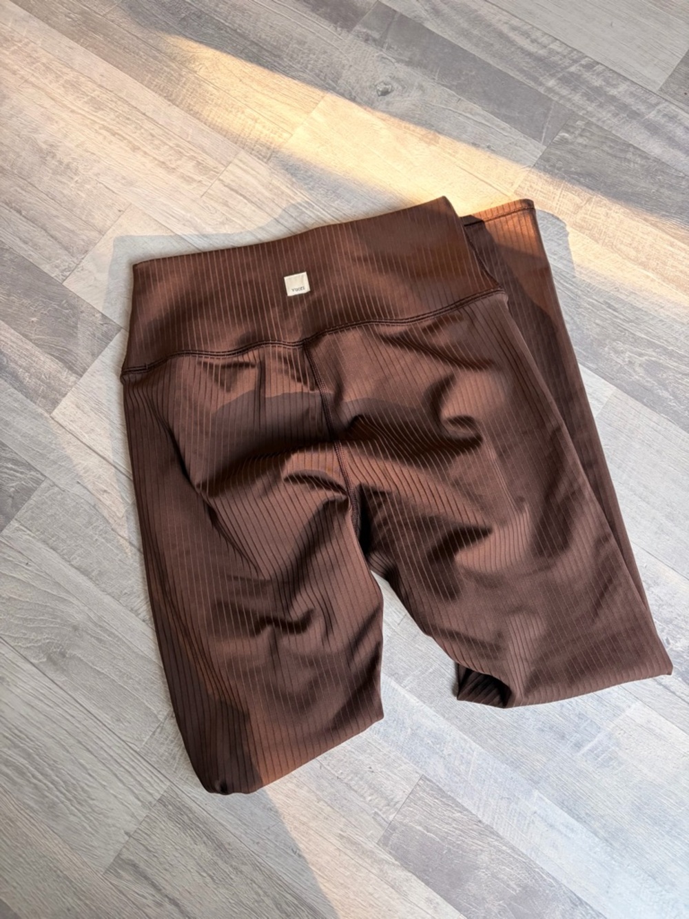 Vuori Inversion Rib Legging in Java - Picture 6 of 6